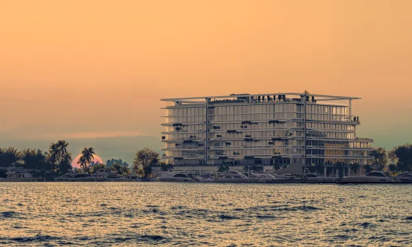 CASA_VISTA_ROOFTOP_GOLDEN_HOUR_C10